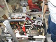 2001 2001cmp pit robot // 480x360 // 53KB