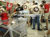 2001 2001cmp pit robot // 480x360 // 50KB