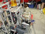 2001 2001cmp frc70 pit robot // 480x360 // 58KB