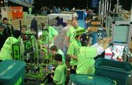 2003 2003md frc365 pit robot shipping_crate team // 542x350 // 41KB