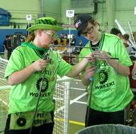 2003 2003md frc365 pit robot team // 358x350 // 29KB