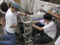 2003 2003cmp frc449 pit robot team // 800x600 // 96KB