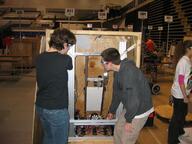 2004 2004va frc612 pit robot shipping_crate // 800x600 // 92KB