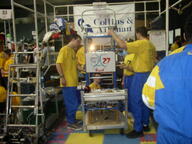 2003 2003oh frc27 pit robot team // 640x480 // 69KB