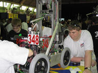 2004 2004md frc348 pit robot team // 600x450 // 68KB
