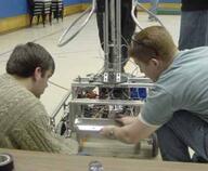 2001 frc145 robot // 360x296 // 20KB