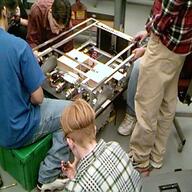 1999 frc11 robot // 493x373 // 72KB
