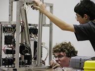 2003 build frc116 robot // 480x360 // 40KB
