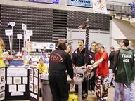 2003 2003va frc116 pit robot team // 480x360 // 53KB