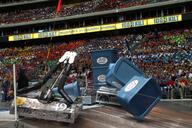 2003 2003cmp frc494 match robot // 641x427 // 82KB
