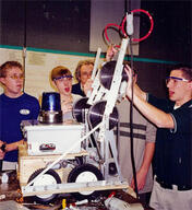 1999 1999cdi chief_delphi_invitational frc1 robot // 300x328 // 135KB