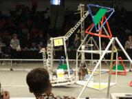 2005 frc1 match robot // 300x225 // 47KB