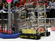 2009 frc1 match robot // 300x225 // 91KB