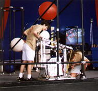 1998 1998cmp frc190 match robot // 413x386 // 20KB