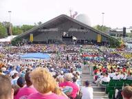 2001 2001cmp crowd // 375x281 // 23KB