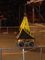 2004 2004dt frc1188 match robot // 480x640 // 145KB