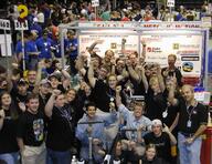 2002 2002mo dean_kamen frc343 pit team // 700x541 // 89KB