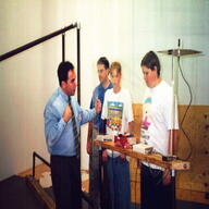 1998 frc21 team // 576x364 // 39KB