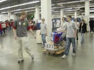 2006 2006or frc1823 pit robot team // 800x600 // 34KB