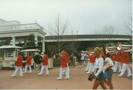 1995 1995cmp disney // 563x383 // 38KB