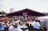 2000 2000cmp crowd // 600x392 // 60KB