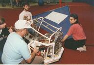 1995 frc45 robot // 559x383 // 38KB