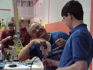 2004 frc501 pit team // 640x480 // 72KB