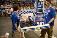 2007 frc501 match robot team // 600x400 // 317KB