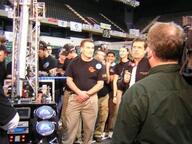 2005 frc548 pit team // 480x360 // 42KB