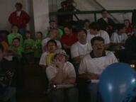 2000 2000mi crowd // 640x480 // 38KB