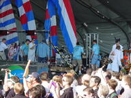 2001 2001cmp frc465 match robot team // 1024x768 // 132KB