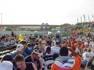 2001 2001cmp crowd // 640x480 // 47KB