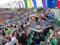 2001 2001cmp crowd // 640x480 // 47KB