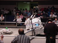 2001 2001mi2 frc240 frc465 match robot // 1024x768 // 133KB