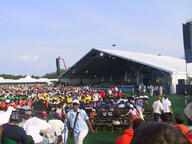2002 2002cmp crowd // 1024x768 // 679KB