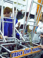 2003 2003gl frc68 pit robot // 720x960 // 253KB