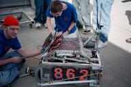 2004 2004gl frc862 robot // 1280x849 // 536KB