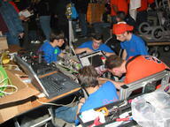 2004 2004gl frc862 pit team // 1024x768 // 254KB