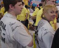 2001 frc116 pit team // 600x490 // 41KB