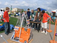 2005 demo frc862 robot team // 640x480 // 76KB