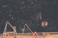 2005 2005mi crowd // 1280x849 // 608KB