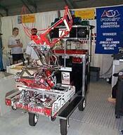 2001 2001cmp award frc75 pit robot // 329x360 // 34KB