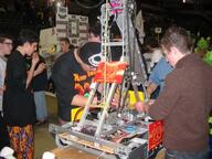 2004 2004nj frc223 pit robot // 500x375 // 43KB