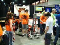 2005 2005cmp frc228 pit robot team // 1024x768 // 291KB