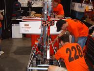 2005 2005cmp frc228 pit robot team // 1024x768 // 489KB