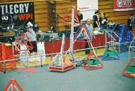 2005 2005wpi battlecry frc228 match offseason robot // 800x540 // 262KB