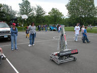 2004 frc237 robot // 576x432 // 76KB