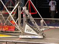 2005 frc237 frc639 match robot // 1200x900 // 1.1MB