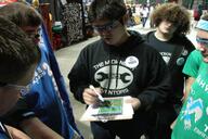 2010 frc1923 frc237 pit team // 300x200 // 126KB