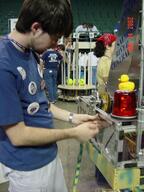 2002 2002oh frc229 robot // 480x640 // 48KB